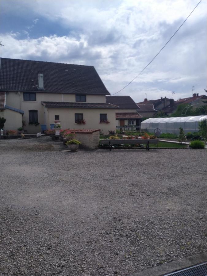 A La Maison Du Bonheur Lanty-sur-Aube Екстер'єр фото